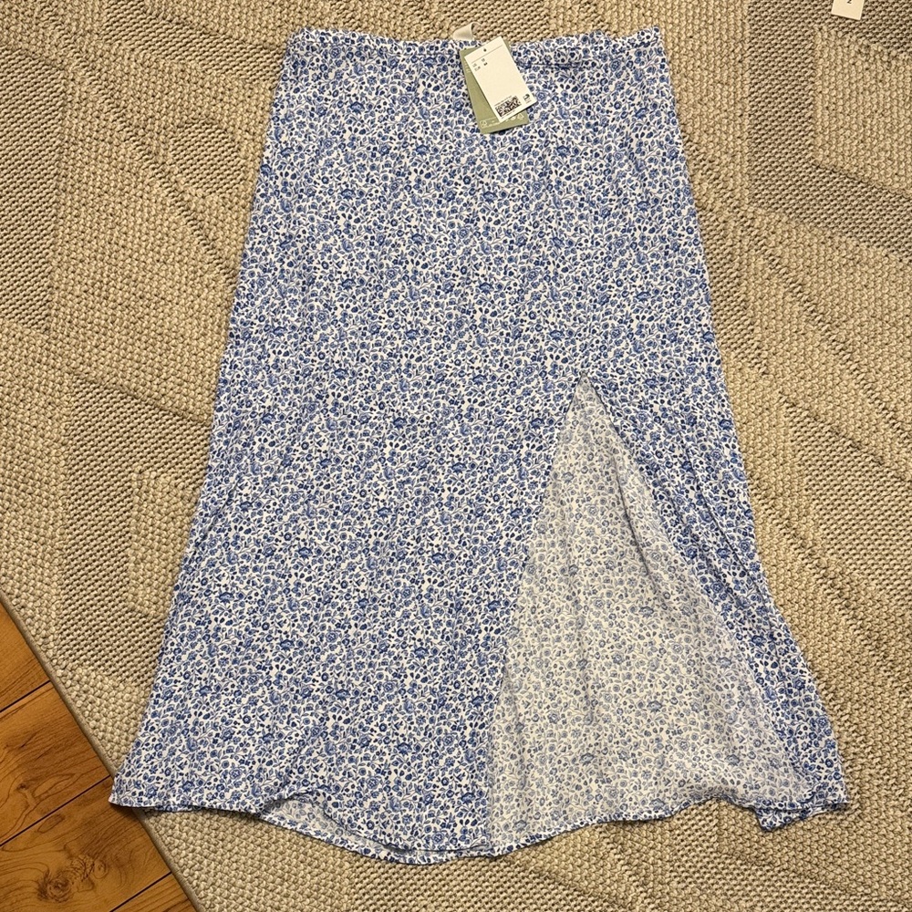 H&M Floral Blue Maxi Skirt with Thigh Slit